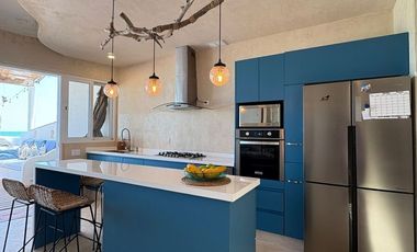 Casa en venta frente al mar en Sisal 