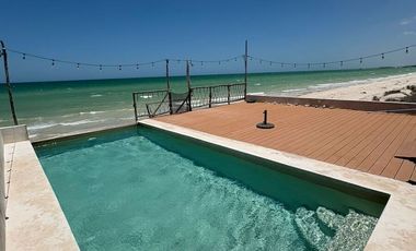 Casa en venta frente al mar en Sisal 