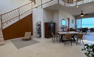 Casa en venta frente al mar en Sisal 