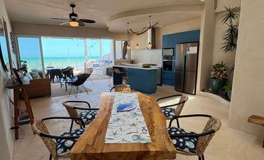 Casa en venta frente al mar en Sisal 