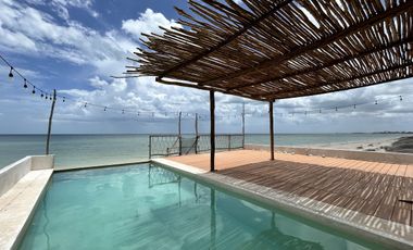 Casa en venta frente al mar en Sisal 