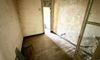 CASA SOBRE LOTE PROPIO EN LA BOCA VENTA