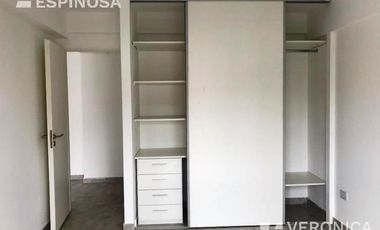 Departamento en Alquiler, dos ambientes en Morón.  Con balcón terraza