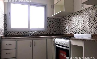 Departamento en Alquiler, dos ambientes en Morón.  Con balcón terraza