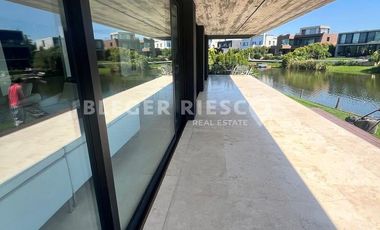 Casa en Venta en Lagos del Golf, El Golf, Nordelta, Tigre, G.B.A. Zona Norte, Argentina