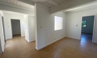 Casa en venta - 5 Dormitorios 4 Baños - Pilar