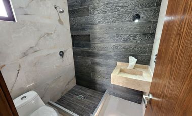 Casa en Venta en Lomas de la Rioja | Jardín y Alberca