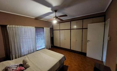 Casa en venta - 3 Dormitorios 2 Baños - 280mts2 - Avellaneda