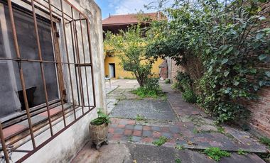 Casa en venta - 3 Dormitorios 2 Baños - 280mts2 - Avellaneda