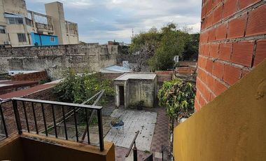 Casa en venta - 3 Dormitorios 2 Baños - 280mts2 - Avellaneda