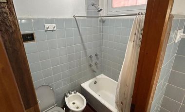 Casa en alquiler temporario - 4 Dormitorios 2 Baños - Mar del Plata