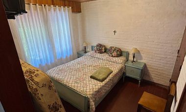 Casa en alquiler temporario - 4 Dormitorios 2 Baños - Mar del Plata