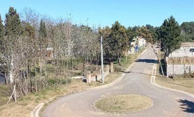 Casa en venta - 3 Dormitorios 2 Baños - Cochera - 300Mts2 - Matheu