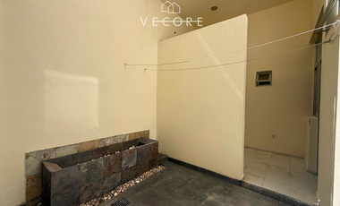 CASA EN RENTA EN LAS CAÑADAS RESIDENCIAL, ZAPOPAN