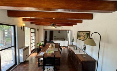 Casa en venta - 4 Dormitorios 3 Baños - Cochera - 800Mts2 - Pilar