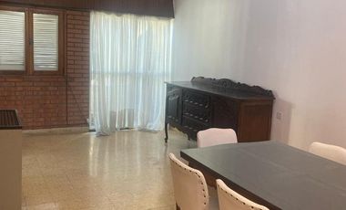 Casa en venta - 3 Dormitorios 2 Baños - 120Mts2 - Miramar