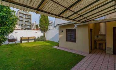 Casa en alquiler por 24 meses. USO PROFESIONAL.