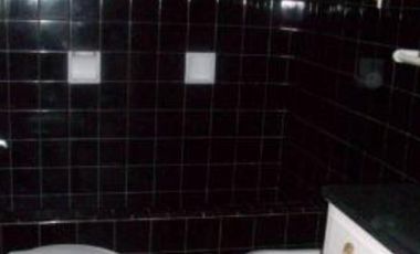 Casa en venta - 4 Dormitorios 2 Baños - Cocheras - 250Mts2 - Rosario