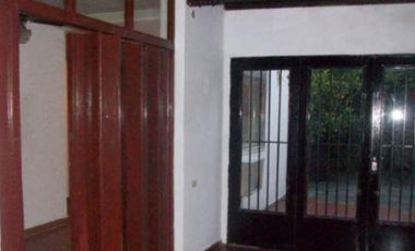 Casa en venta - 4 Dormitorios 2 Baños - Cocheras - 250Mts2 - Rosario