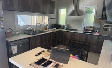 Casa en Alquiler Anual en San Rafael, Villanueva