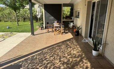 Casa en Alquiler Anual en San Rafael, Villanueva