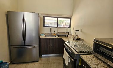 Casa con PANELES SOLARES y habitación en planta baja