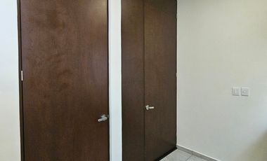 Casa con PANELES SOLARES y habitación en planta baja