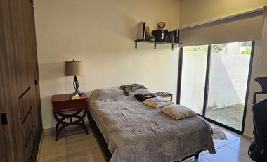 Casa con PANELES SOLARES y habitación en planta baja