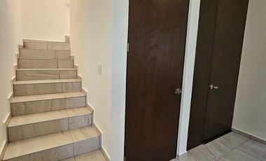 Casa con PANELES SOLARES y habitación en planta baja