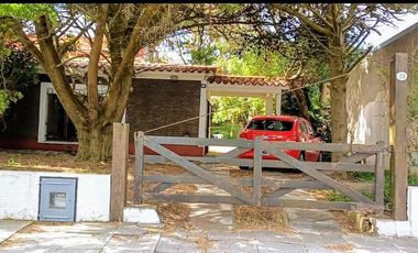 Casa en venta - 1 Dormitorio 1 Baño - 630mts2 - Mar del Tuyu