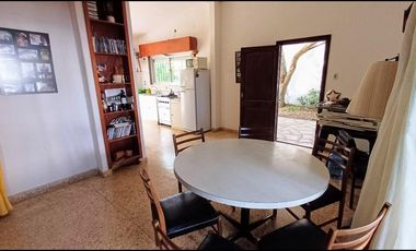 Casa en venta - 1 Dormitorio 1 Baño - 630mts2 - Mar del Tuyu