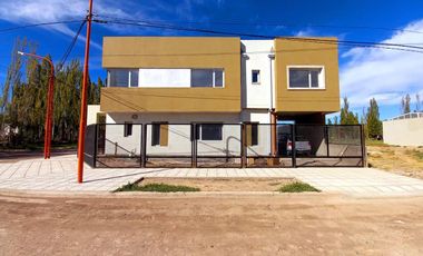 Alquiler de Casa de 3 Dorm. B° La Alameda - Cipolletti