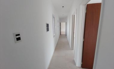 Alquiler de Casa de 3 Dorm. B° La Alameda - Cipolletti