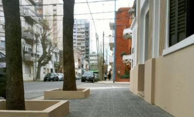 Casa en venta - 5 Dormitorios 2 Baños - Avellaneda