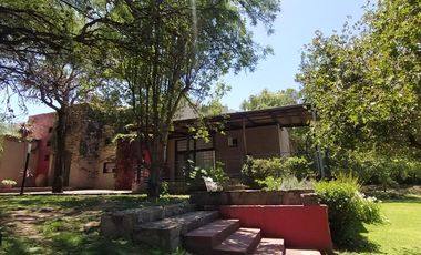 MAGNIFICO CHALET DE MONTAÑA  DE DISEÑOS UNICOS Y EXCLUSIVOS OPORTUNIDAD EN MERLO SAN LUIS!!