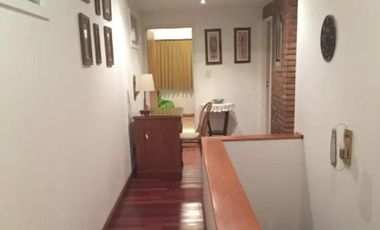 Casa en venta - 4 Dormitorios 5 Baños - Local - 380Mts2 - Olivos