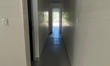 VENTA CASA (EN POZO) 2 DORMITORIOS EN Bº lOS SAUCES  EN POZO- FERNANDEZ ORO.