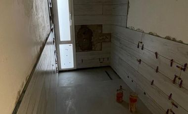 VENTA CASA (EN POZO) 2 DORMITORIOS EN Bº lOS SAUCES  EN POZO- FERNANDEZ ORO.