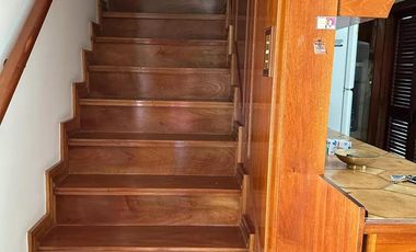 Casa en Venta - 3 Dormitorios 2 Baños - 300mts2 - La Plata