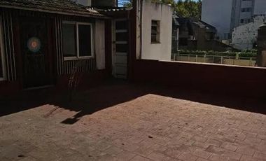 Casa en venta - 3 Dormitorios 1 Baño - Tres de Febrero
