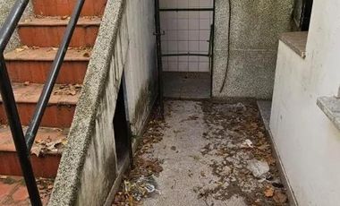 Casa en venta - 3 Dormitorios 1 Baño - Tres de Febrero