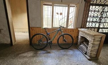 Casa en venta - 3 Dormitorios 1 Baño - Tres de Febrero