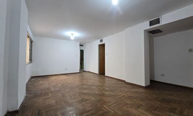 DPTO DE 90M2 EN ALQUILER: 2 Dormitorios+ cuarto de servicios + terraza propia