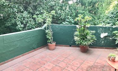 DEPARTAMENTO AMPLIO EN EL CENTRO DE ADROGUE