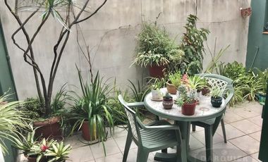 DEPARTAMENTO AMPLIO EN EL CENTRO DE ADROGUE