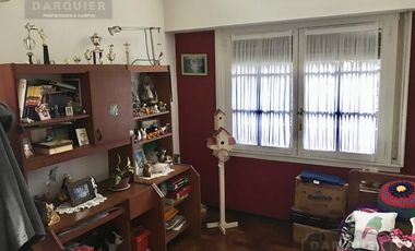 DEPARTAMENTO AMPLIO EN EL CENTRO DE ADROGUE