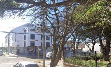 Departamento en venta - 2 Dormitorios 1 Baño - La Lucila del Mar