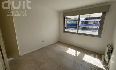 Departamento en alquiler Terrezas de Ohiggins 3 dormitorio y cochera doble - Jardin Espinosa