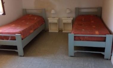 Casa en venta - 5 Dormitorios 3 Baños - Mar de Ajó