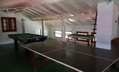 Casa en venta - 5 Dormitorios 3 Baños - Mar de Ajó